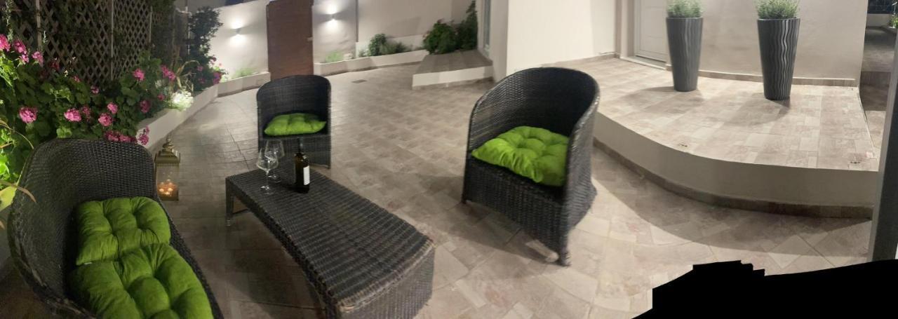 Naelia Villa Pastida Bagian luar foto